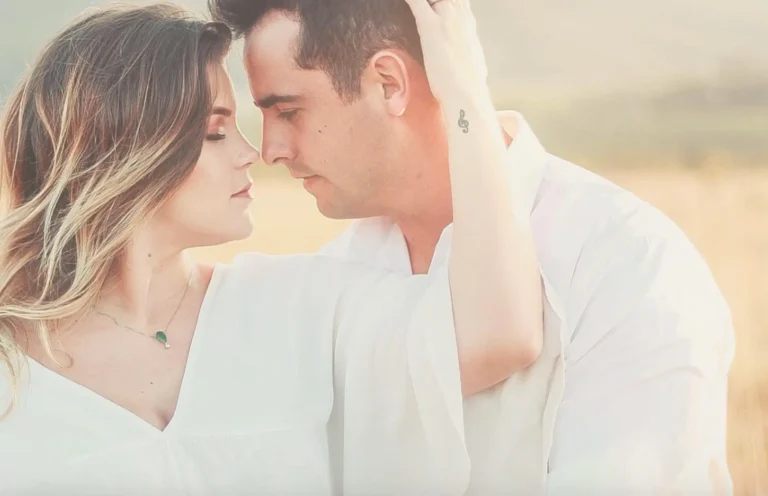 Deep Soulful Love ~ How To Give Him Space Without Losing Him