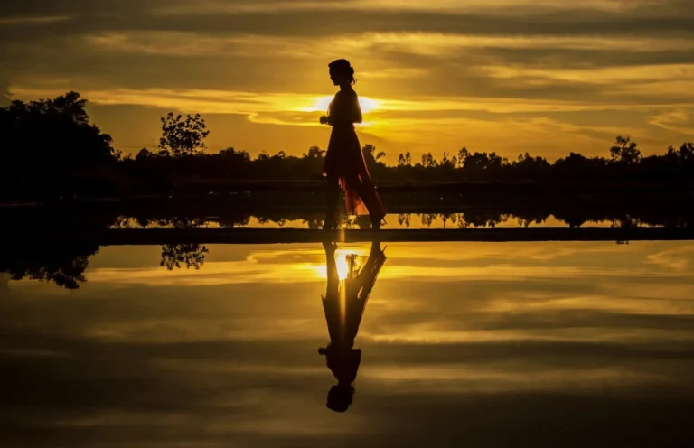 Why opposites hold the key to mental freedom