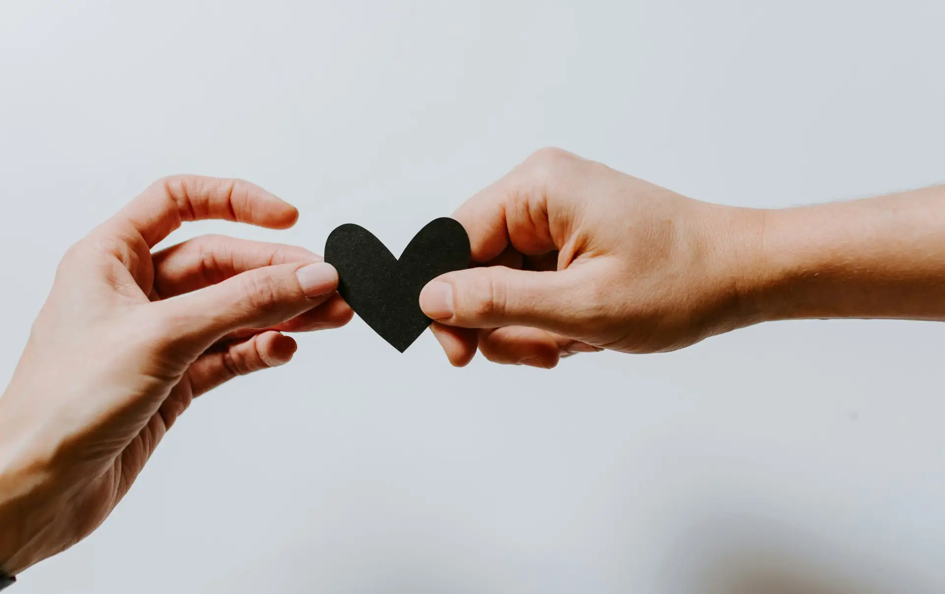 What is the Difference Between an Unhealthy Relationship and an Abusive Relationship?
