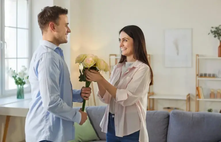 Love Bombing in Relationships: Signs, Psychology & How to Protect Yourself in Los Angeles & Santa Monica