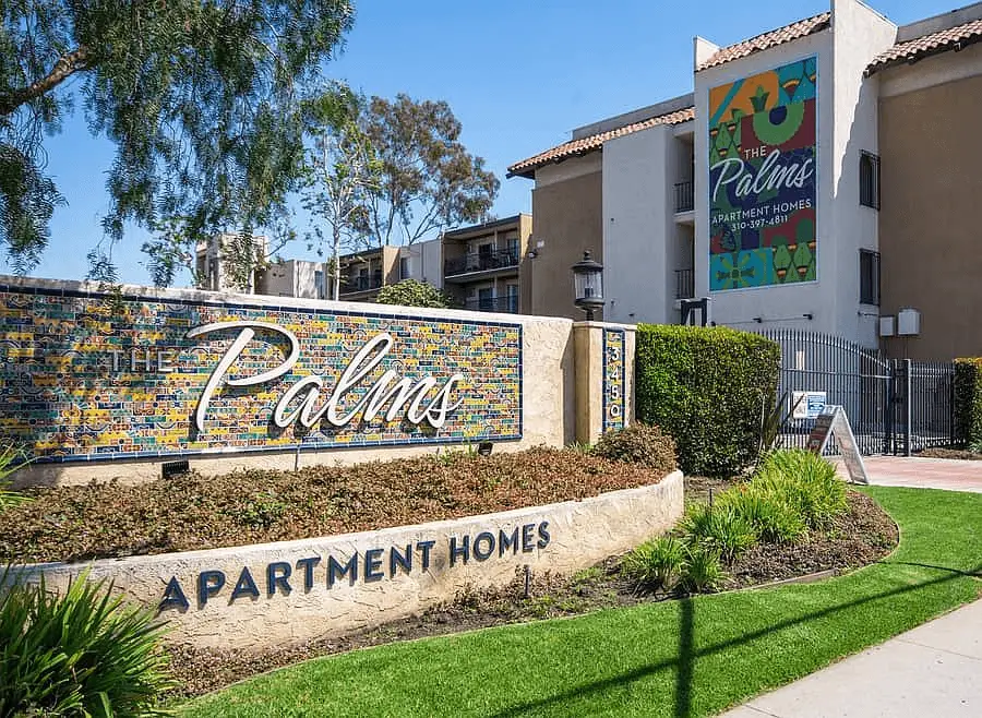 Sawtelle-&-Palms
